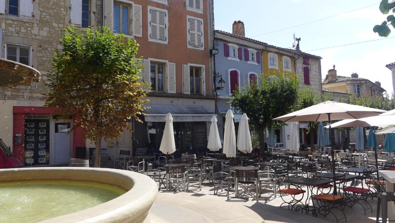 Studio - Fontaine Saint-Paul-Trois-Chateaux Exterior photo